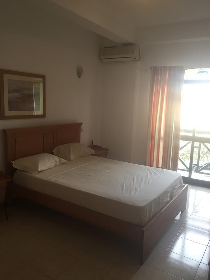 Felicidade Hotel Praia Exterior photo