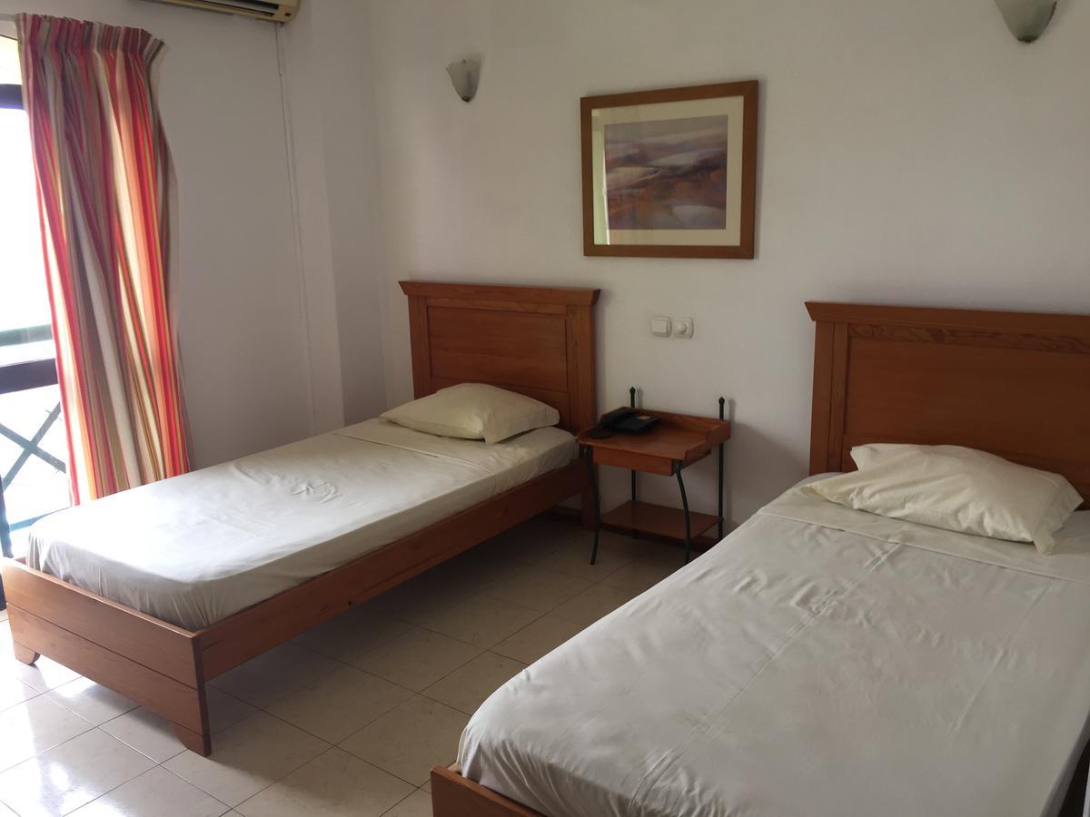 Felicidade Hotel Praia Exterior photo